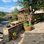 зелената долина Гостевой дом Dulbok Dol